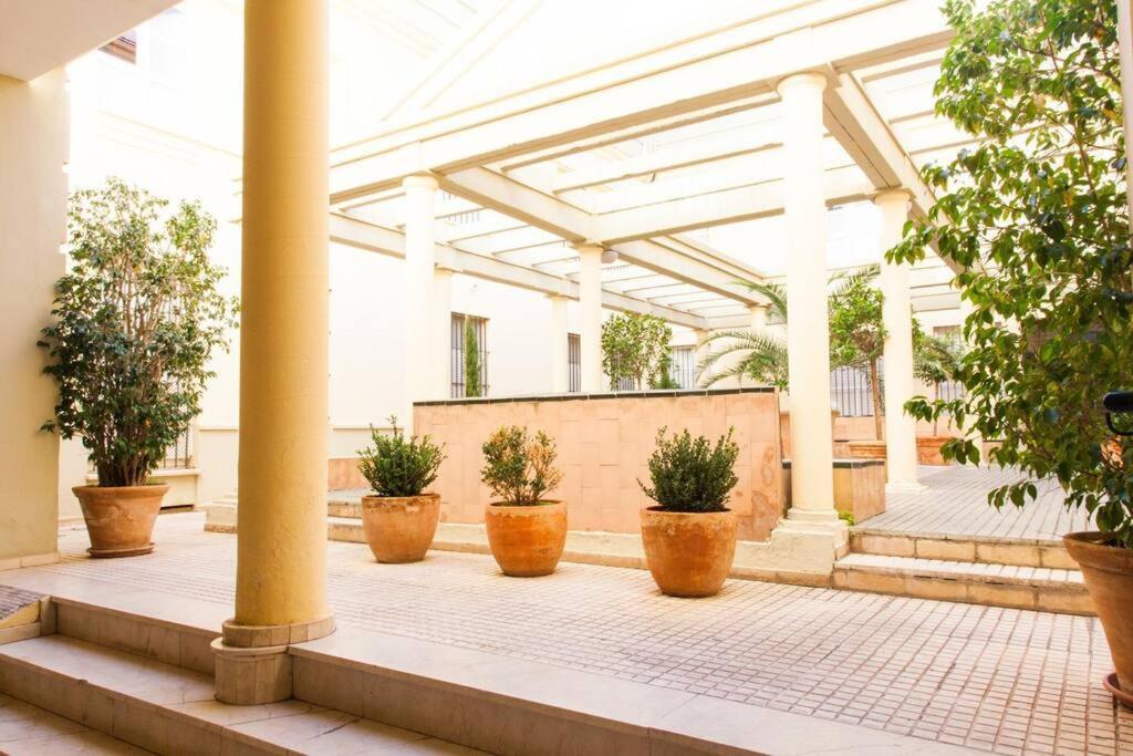 Appartamento Zona 1 Santa Cruz Parking Privado Siviglia Esterno foto