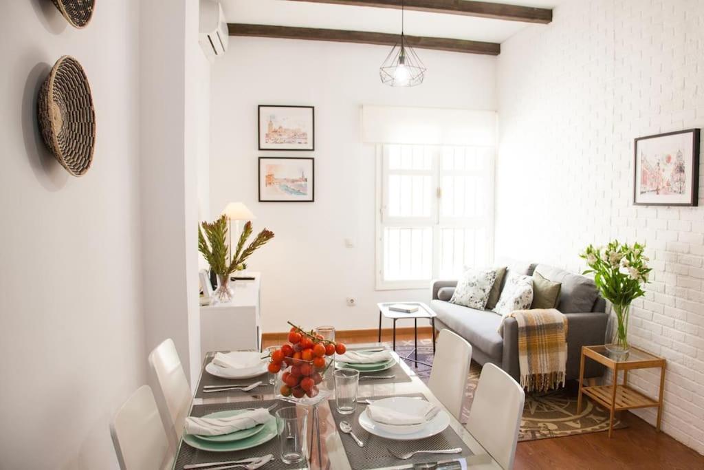 Appartamento Zona 1 Santa Cruz Parking Privado Siviglia Esterno foto